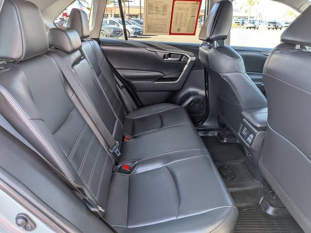 Used 2021 Toyota RAV4 XLE Premium AWD/4WD image 17