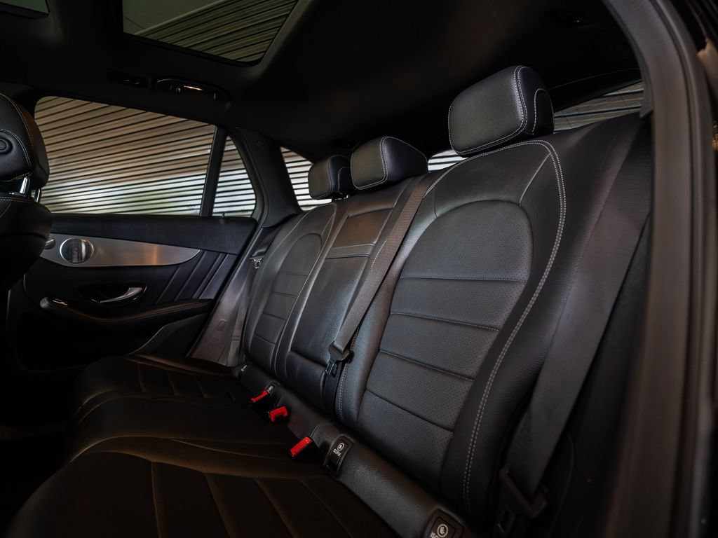 Used 2021 Mercedes-Benz GLC 300 w/ AMG Line image 24