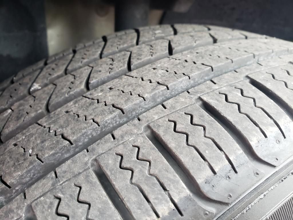 Used 2014 Lincoln MKX FWD w/ Walnut Swirl Wood Package image 33