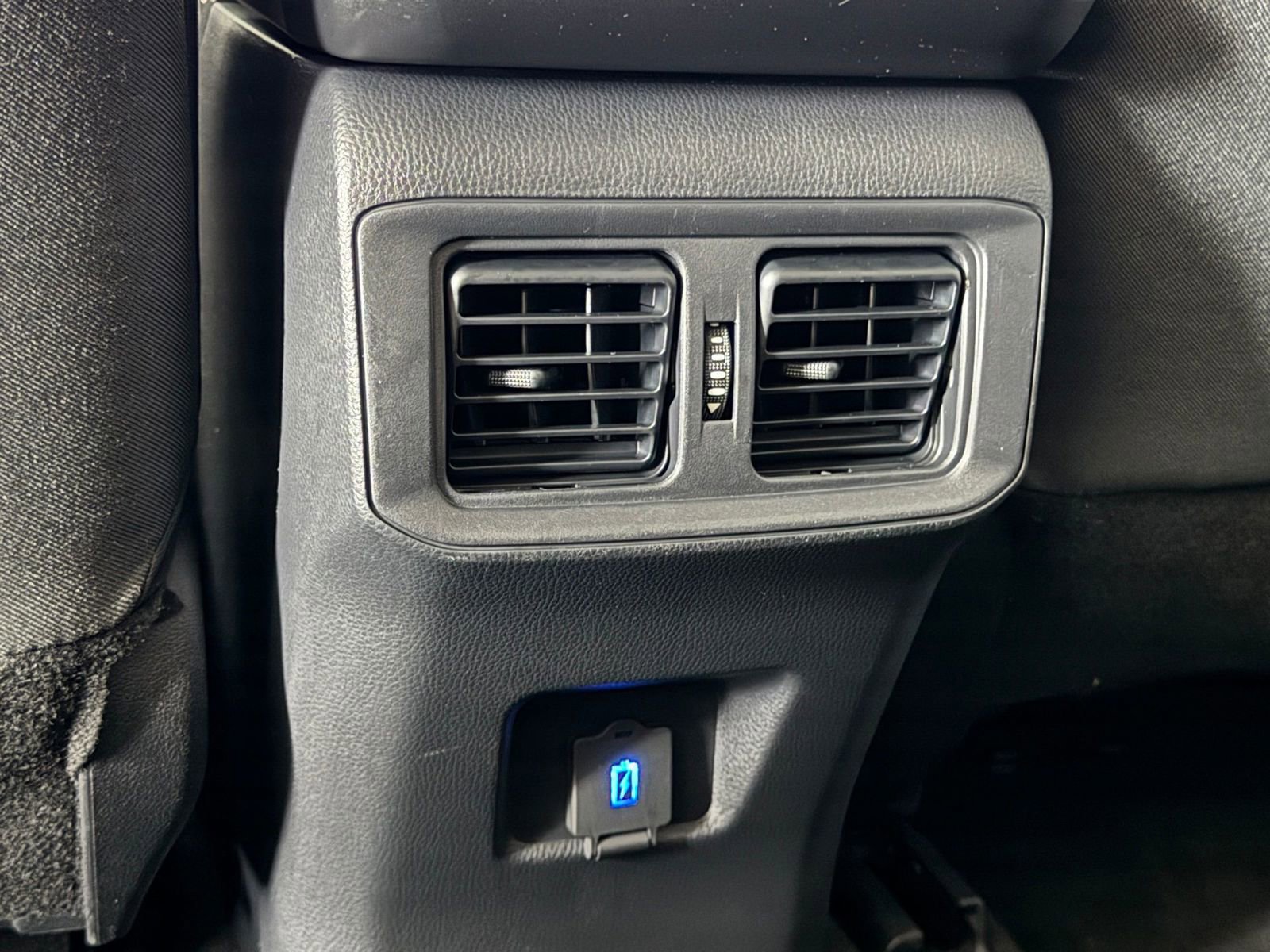 Used 2023 Toyota RAV4 LE image 35