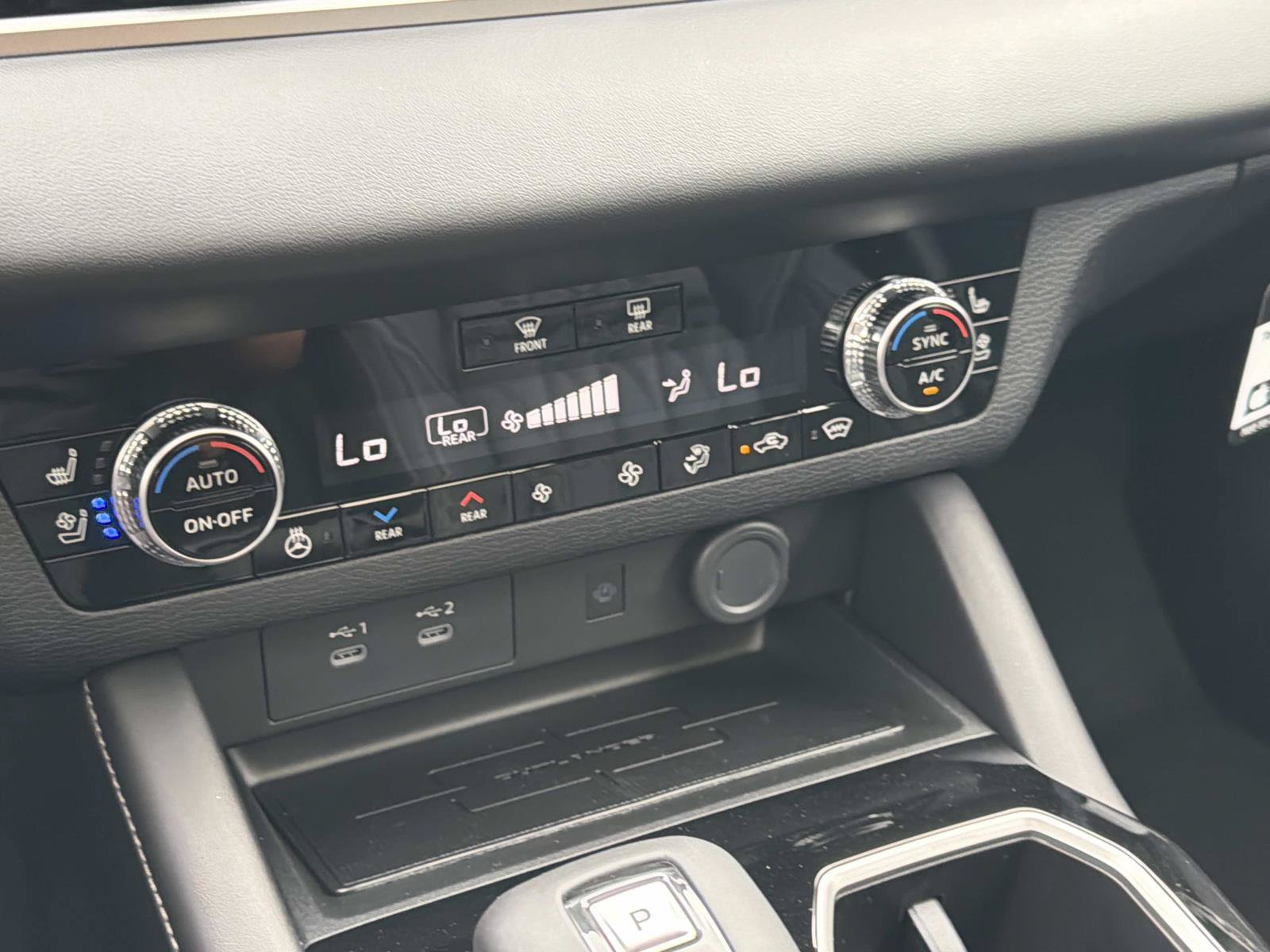 New 2026 Mitsubishi Outlander SEL AWD/4WD image 23