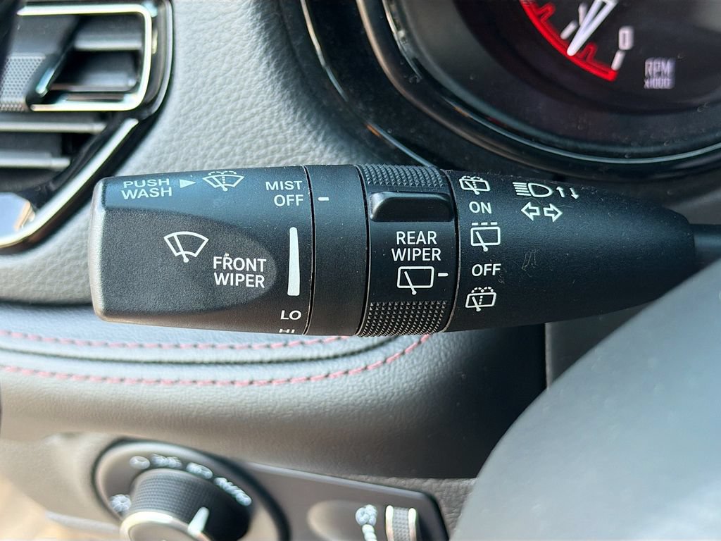 Used 2021 Dodge Durango R/T w/ Blacktop Package AWD/4WD image 22