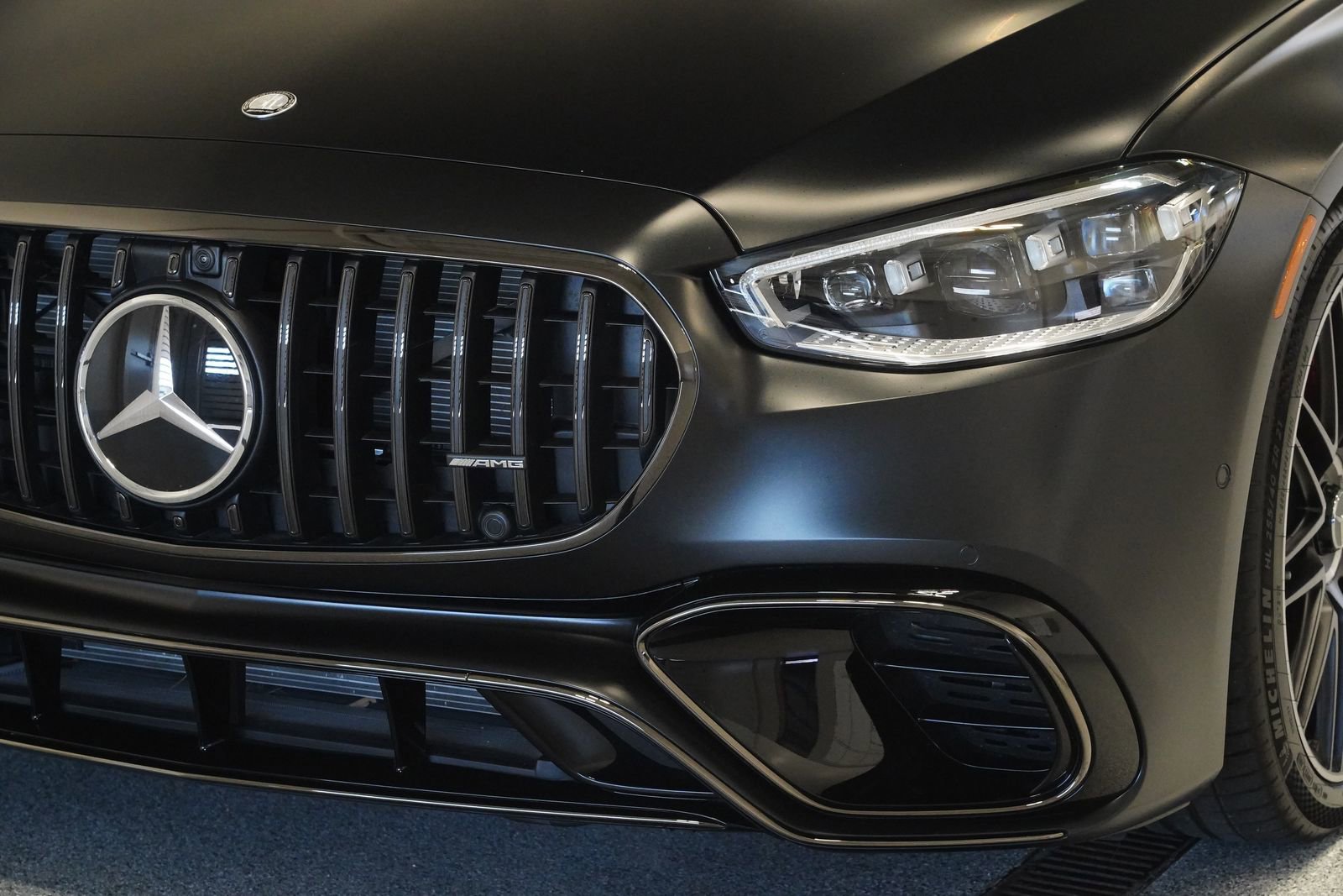 Certified 2025 Mercedes-Benz S 63 AMG S image 7