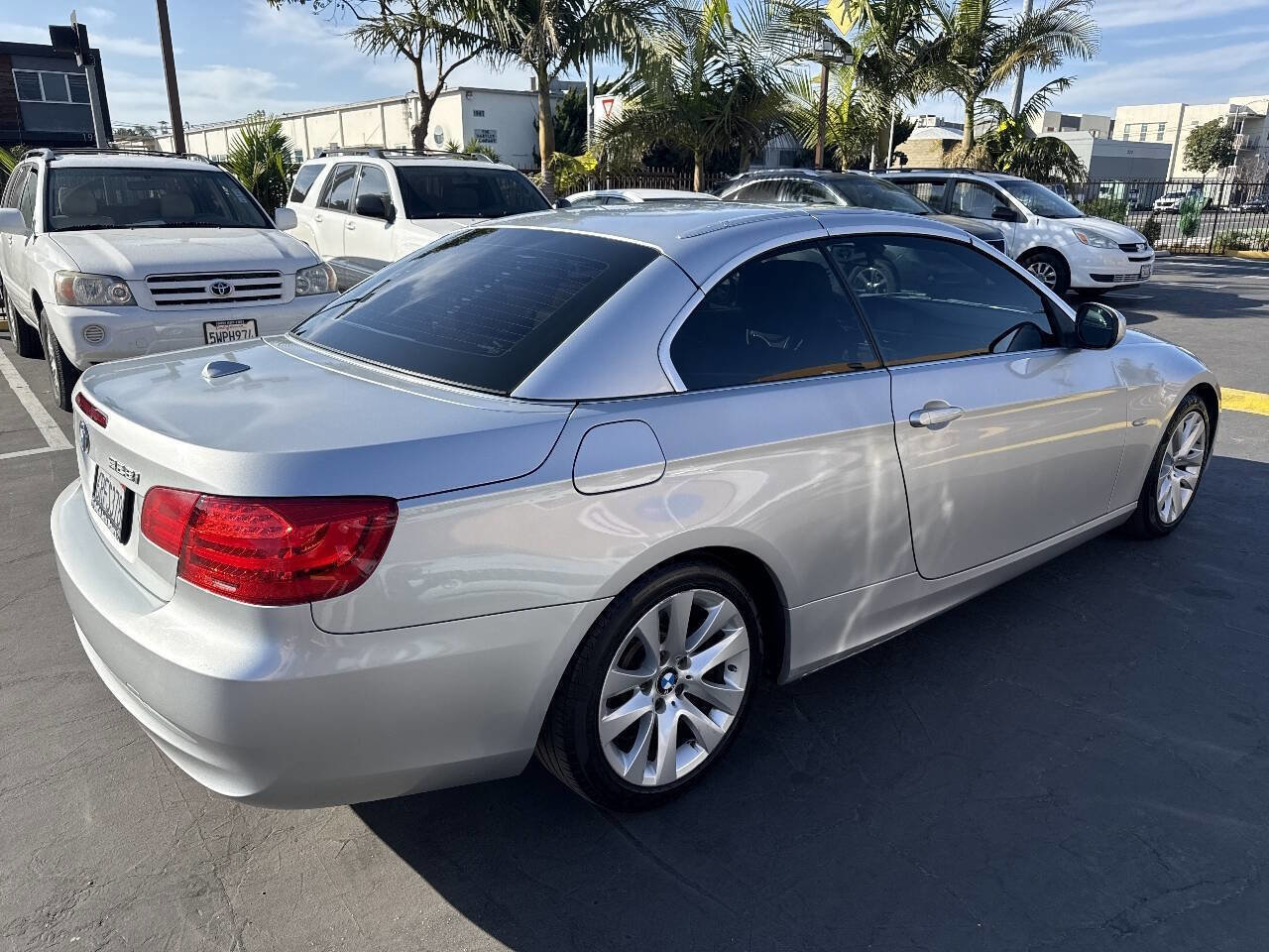 Used 2011 BMW 328i Convertible RWD image 18