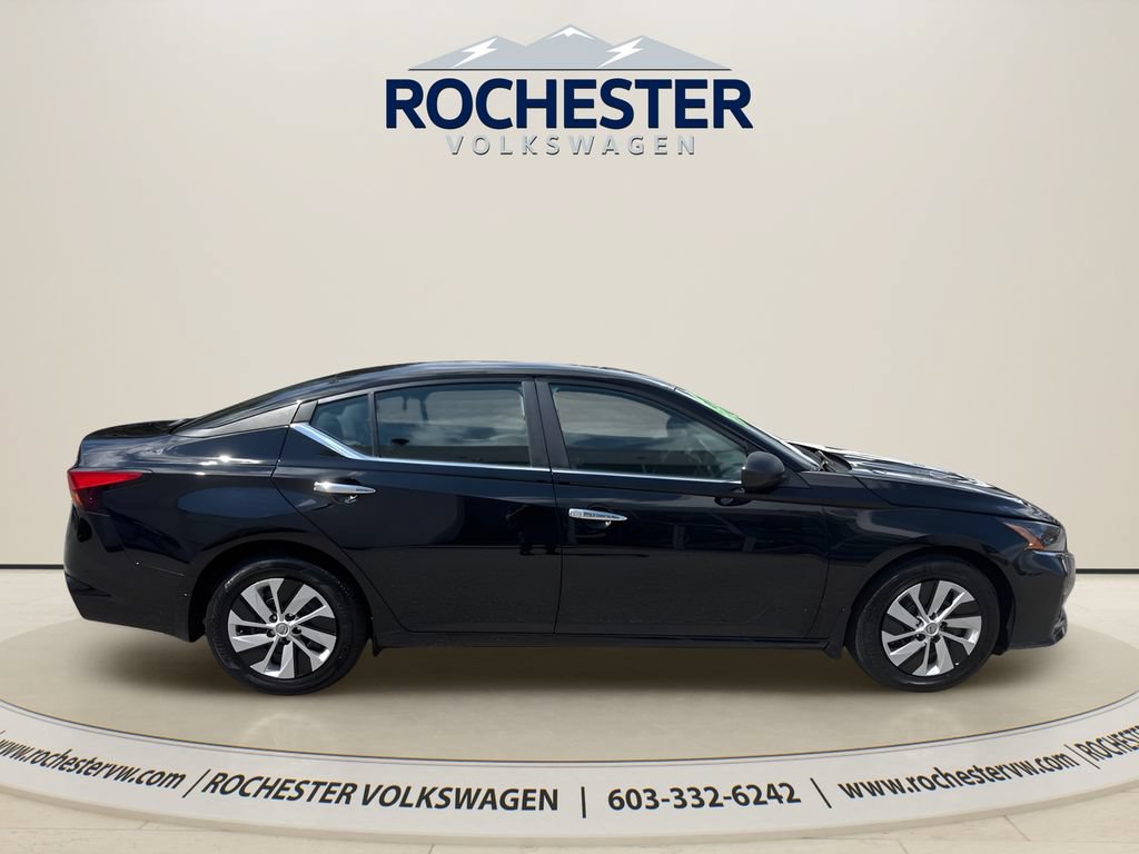 Used 2024 Nissan Altima 2.5 S FWD image 7