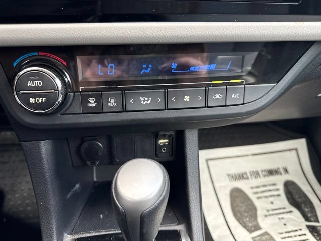 Used 2016 Toyota Corolla LE FWD image 22
