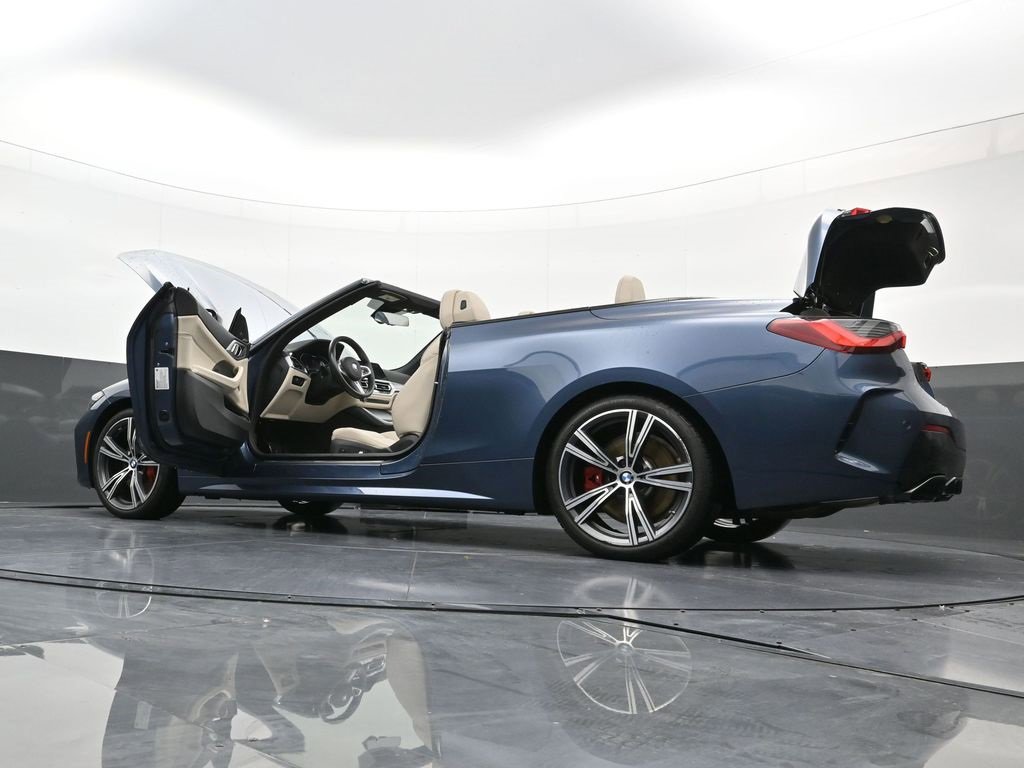 Used 2023 BMW 440i xDrive Convertible w/ Premium Package image 40