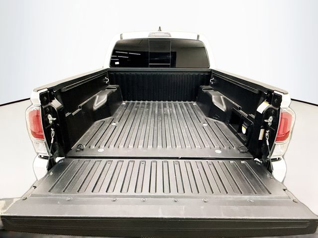 Used 2020 Toyota Tacoma TRD Sport RWD image 23