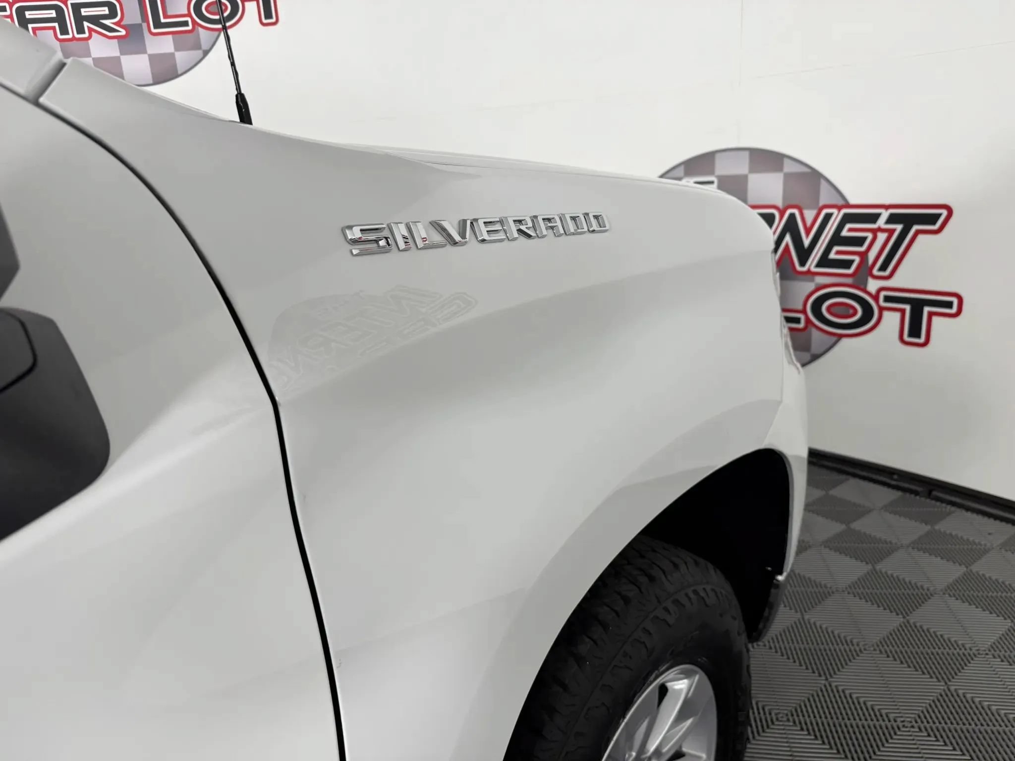 Used 2025 Chevrolet Silverado 1500 W/T w/ WT Safety Package AWD/4WD image 30