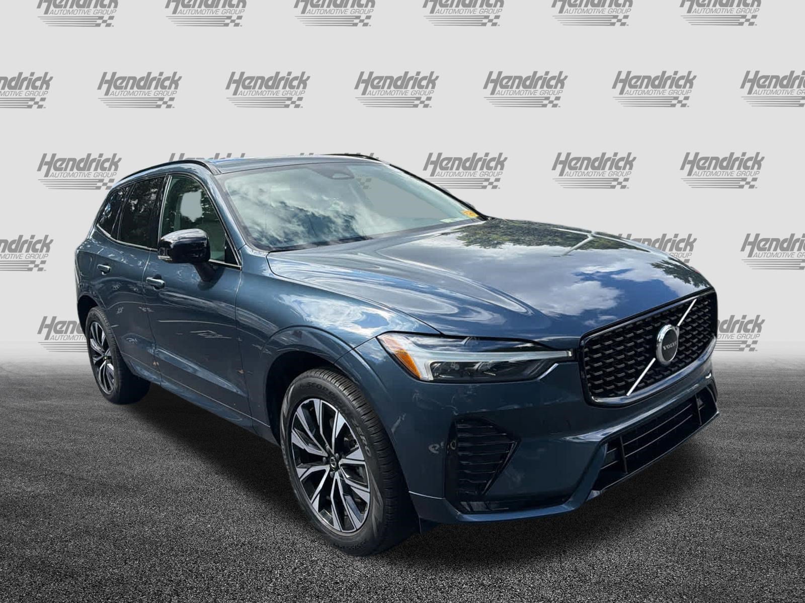 Used 2024 Volvo XC60 B5 Core w/ Protection Package Premier AWD/4WD image 2
