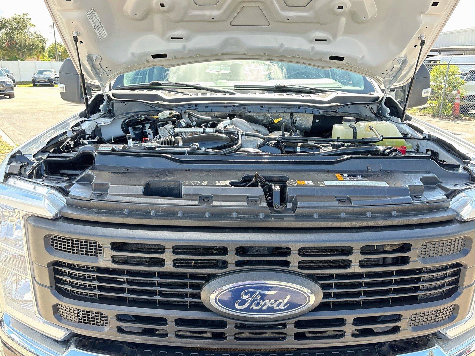 Used 2023 Ford F250 XL w/ FX4 Off-Road Package AWD/4WD image 27