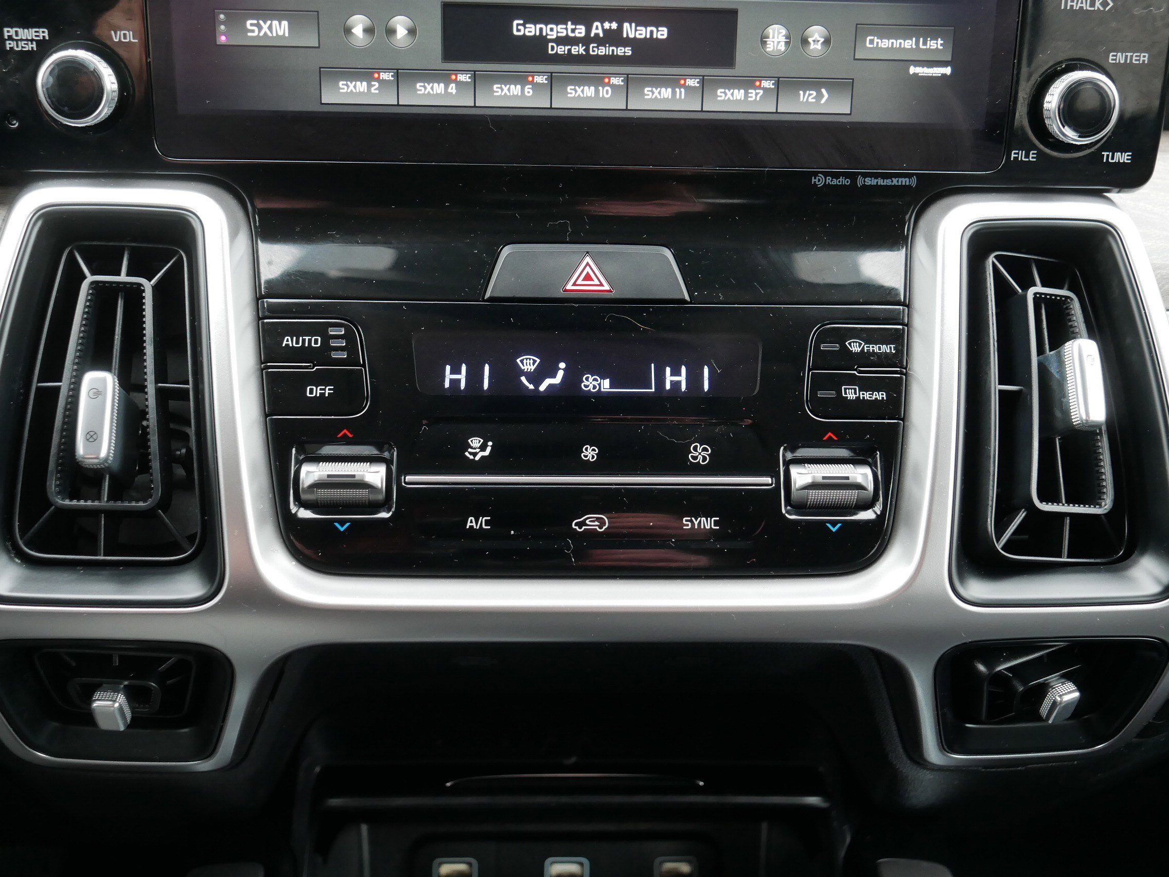 Certified 2022 Kia Sorento S image 23