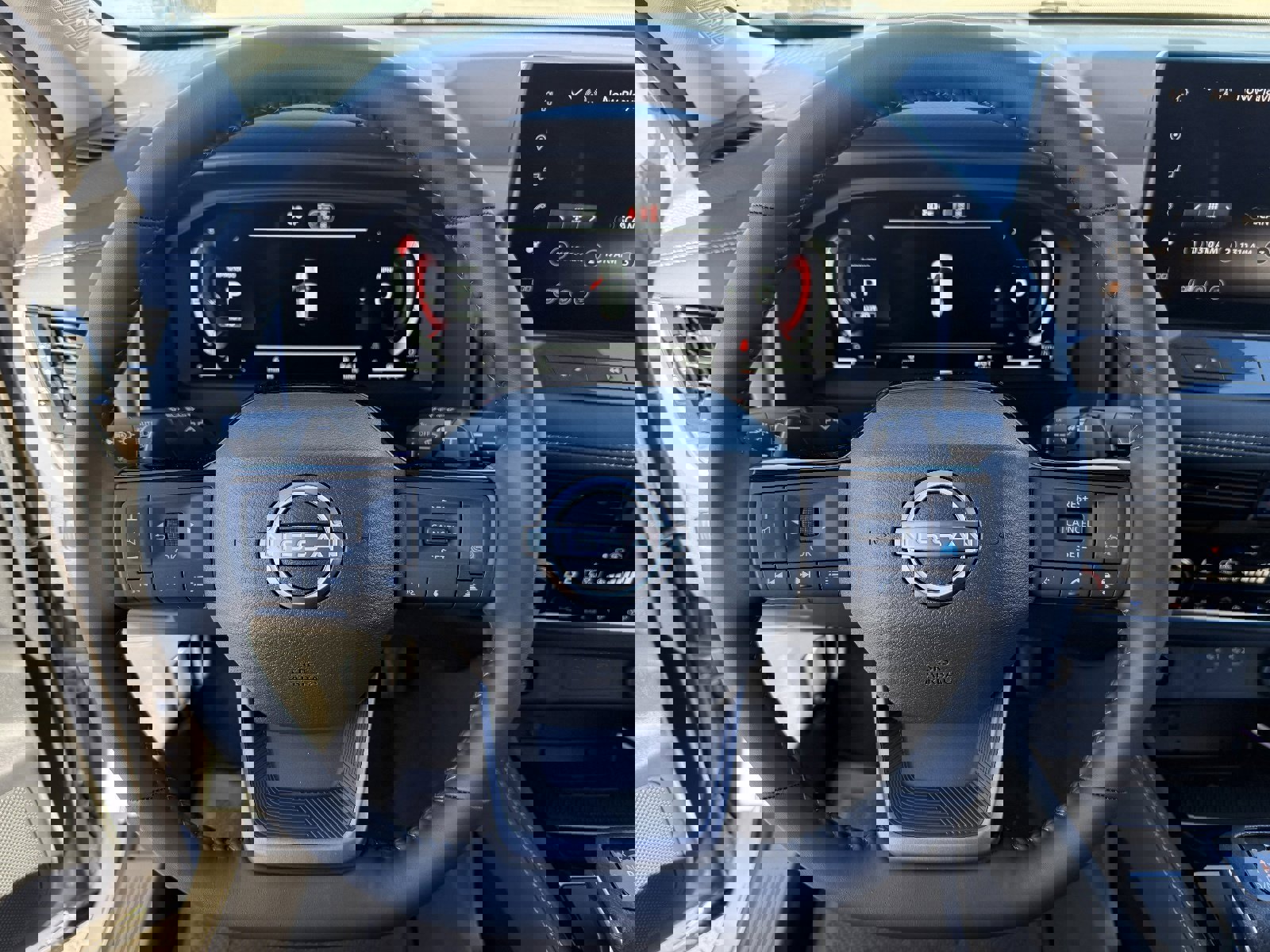 New 2026 Nissan Rogue Platinum image 24