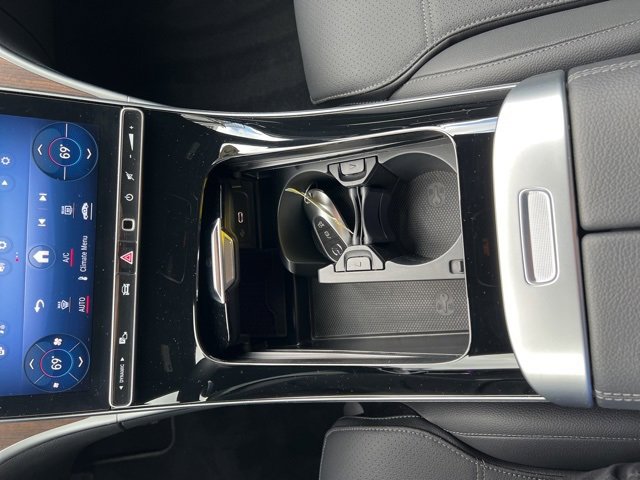 Used 2024 Mercedes-Benz C 300 4MATIC Sedan image 15