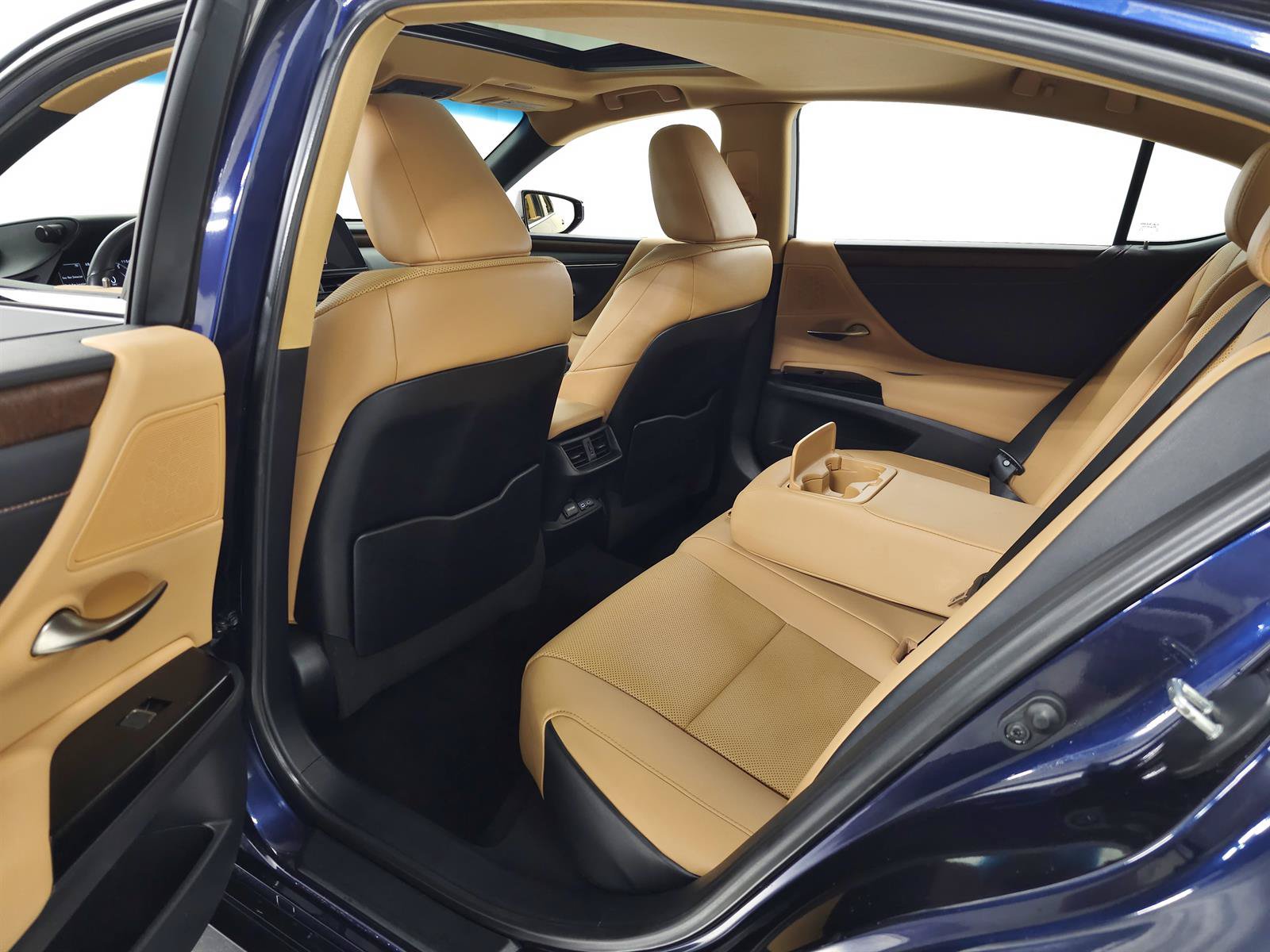 Used 2022 Lexus ES 350 w/ Premium Package FWD image 27