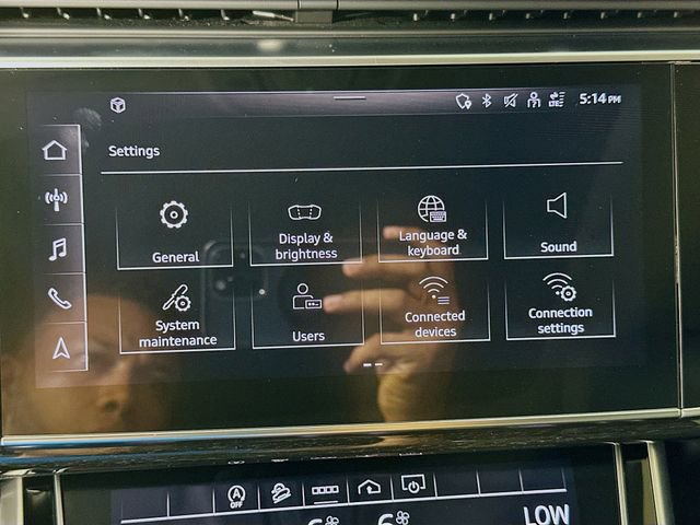 Used 2022 Audi Q8 Premium Plus w/ Premium Plus Package AWD/4WD image 15
