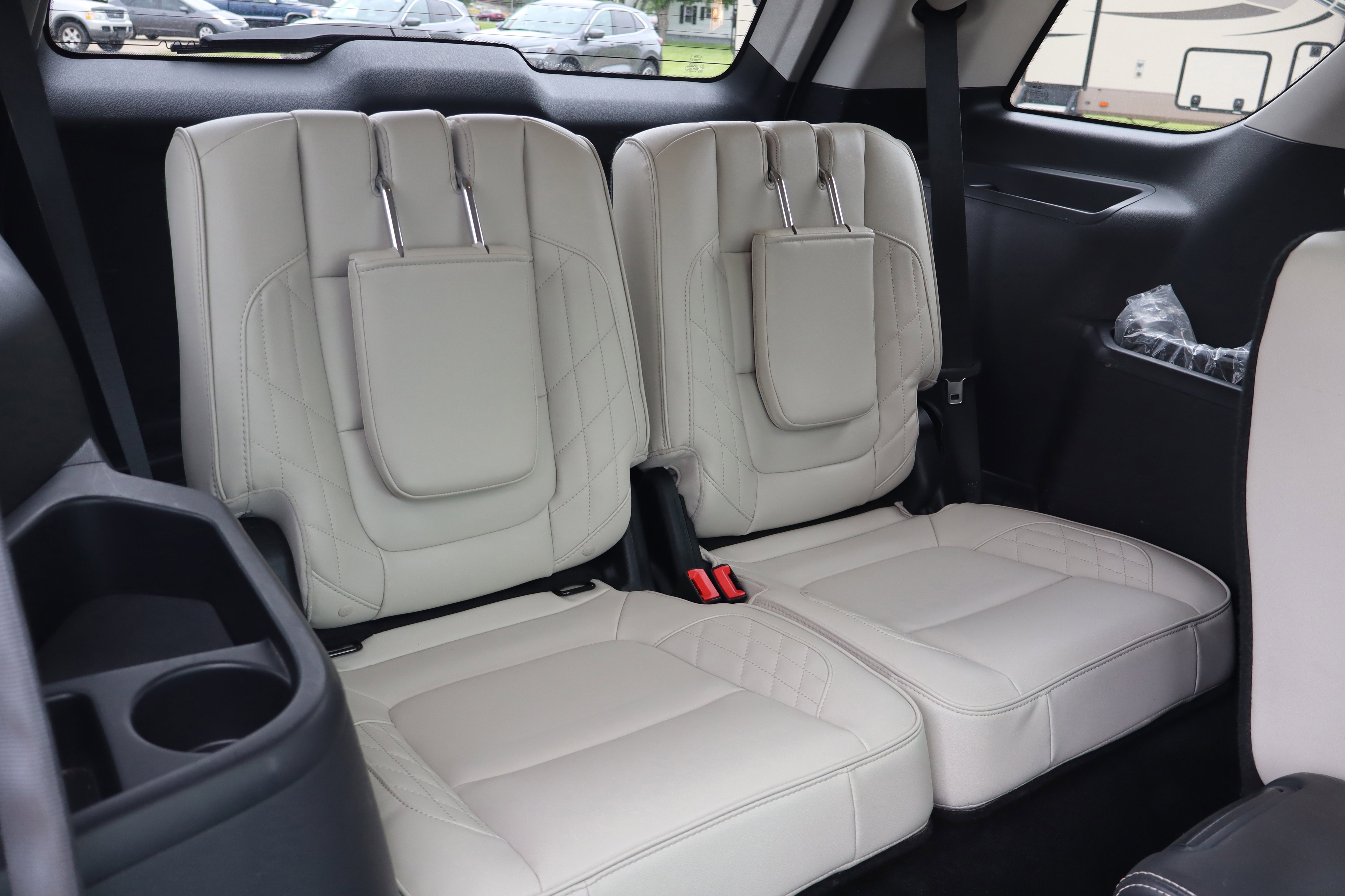 Used 2017 Ford Explorer Platinum AWD/4WD image 12