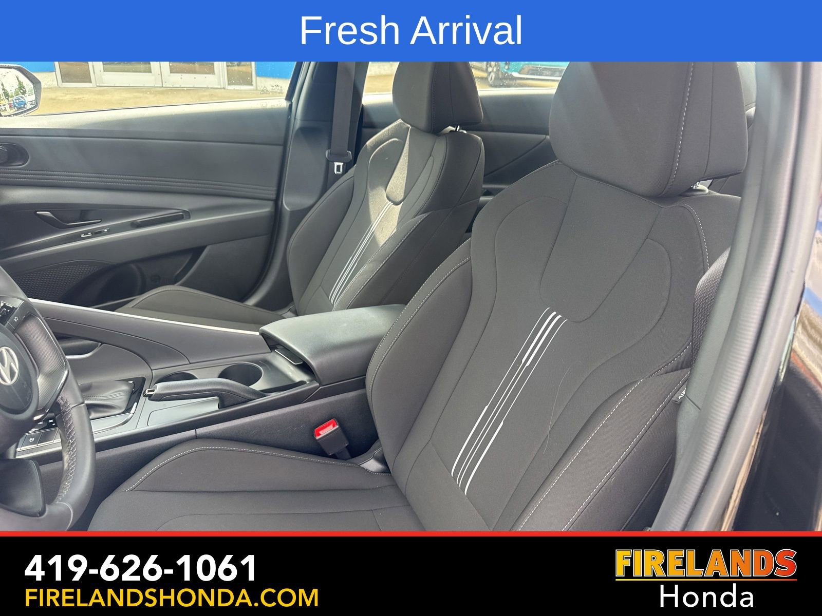 Used 2025 Hyundai Elantra Sport FWD image 13