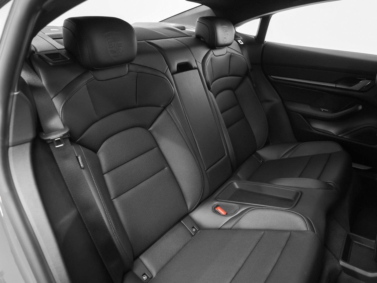 New 2025 Porsche Taycan image 27
