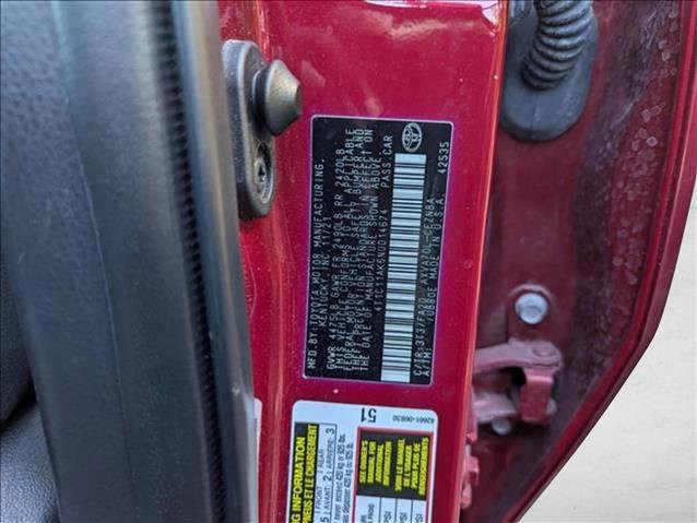 Used 2022 Toyota Camry LE image 30