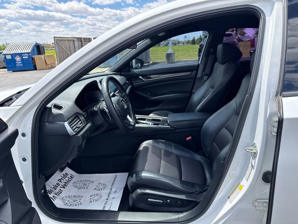 Used 2018 Honda Accord Sport image 31
