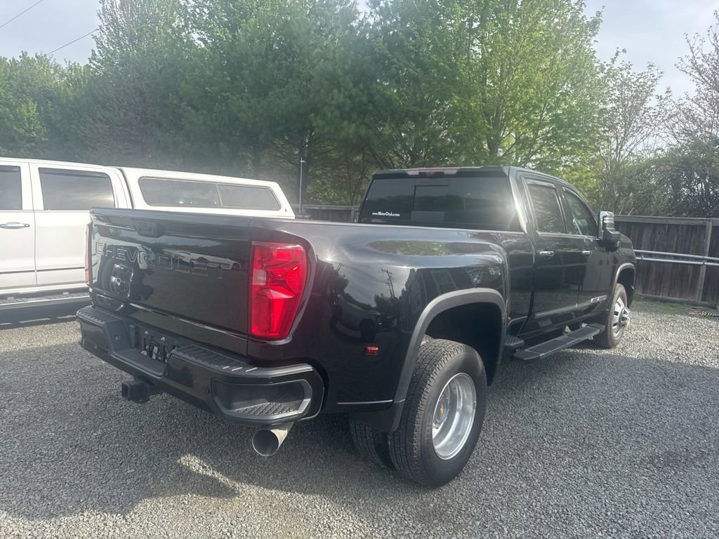 Used 2024 Chevrolet Silverado 3500 High Country w/ High Country Premium Package AWD/4WD image 7