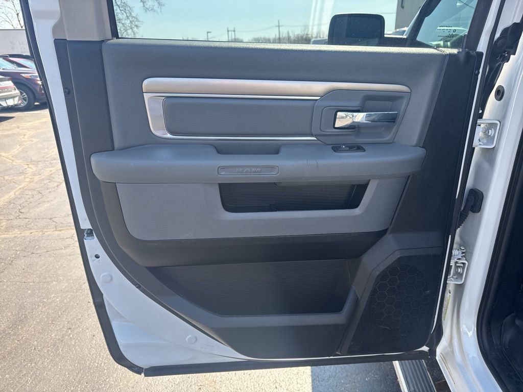 Used 2016 RAM 1500 Big Horn image 38
