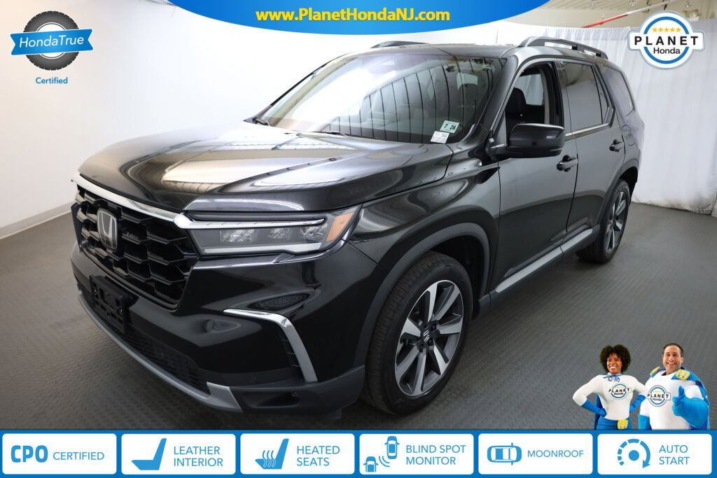Certified 2023 Honda Pilot Touring image 1