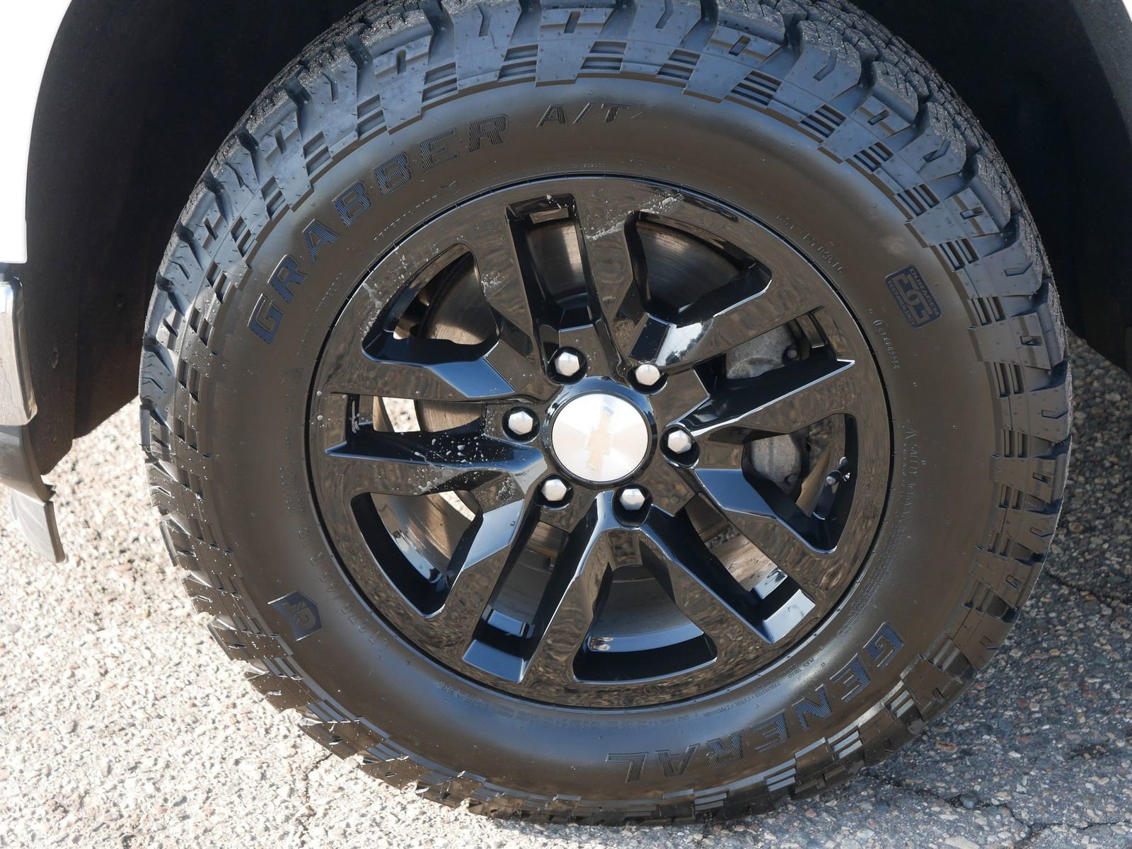 Used 2022 Chevrolet Silverado 1500 LT image 12