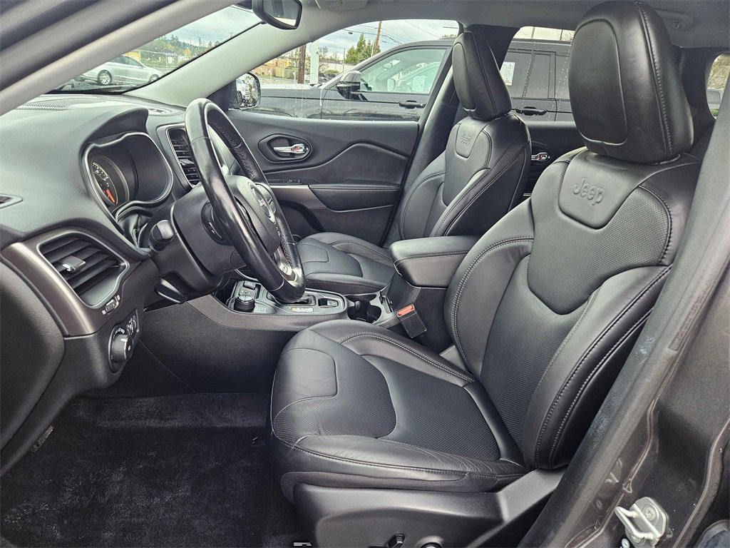 Certified 2021 Jeep Cherokee Latitude Lux w/ Trailer Tow Group image 14