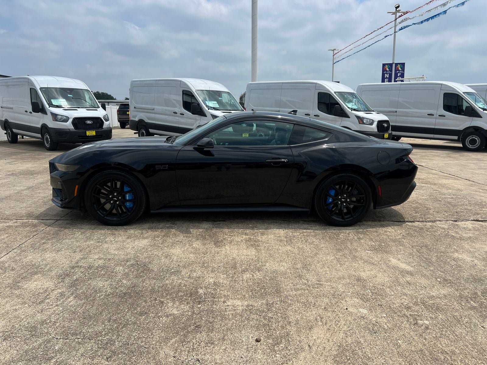 Used 2024 Ford Mustang GT Premium RWD image 6
