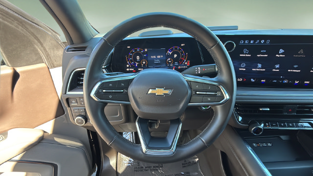 Used 2025 Chevrolet Tahoe LT AWD/4WD image 14