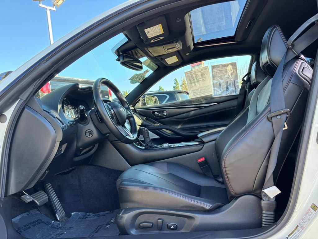 Certified 2022 INFINITI Q60 Red Sport 400 w/ Cargo Package RWD image 17