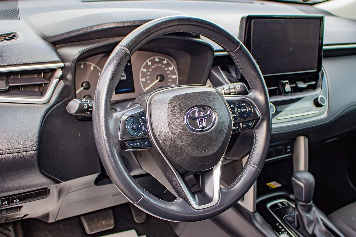 Used 2023 Toyota Corolla Cross LE FWD image 24