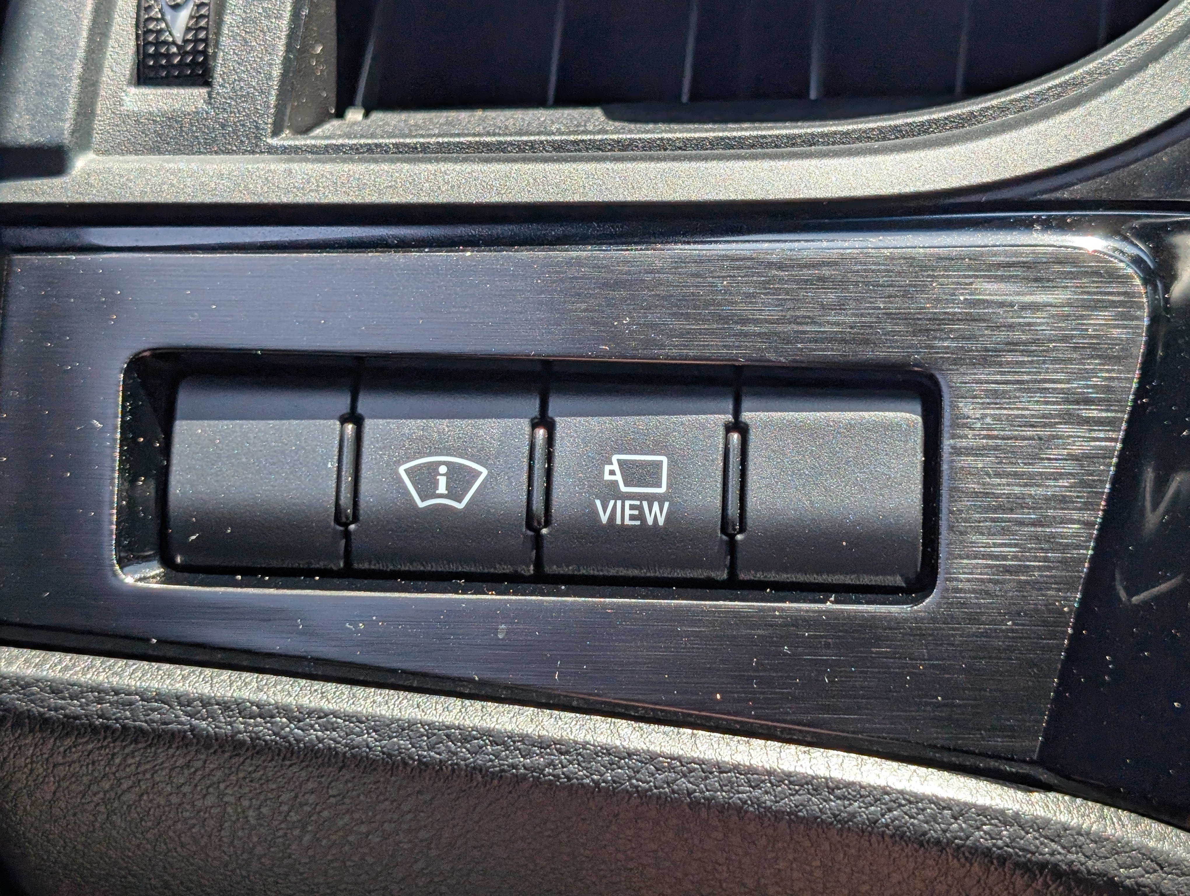 Used 2024 Lexus ES 300h Ultra Luxury w/ Accessory Package (Z2) FWD image 24