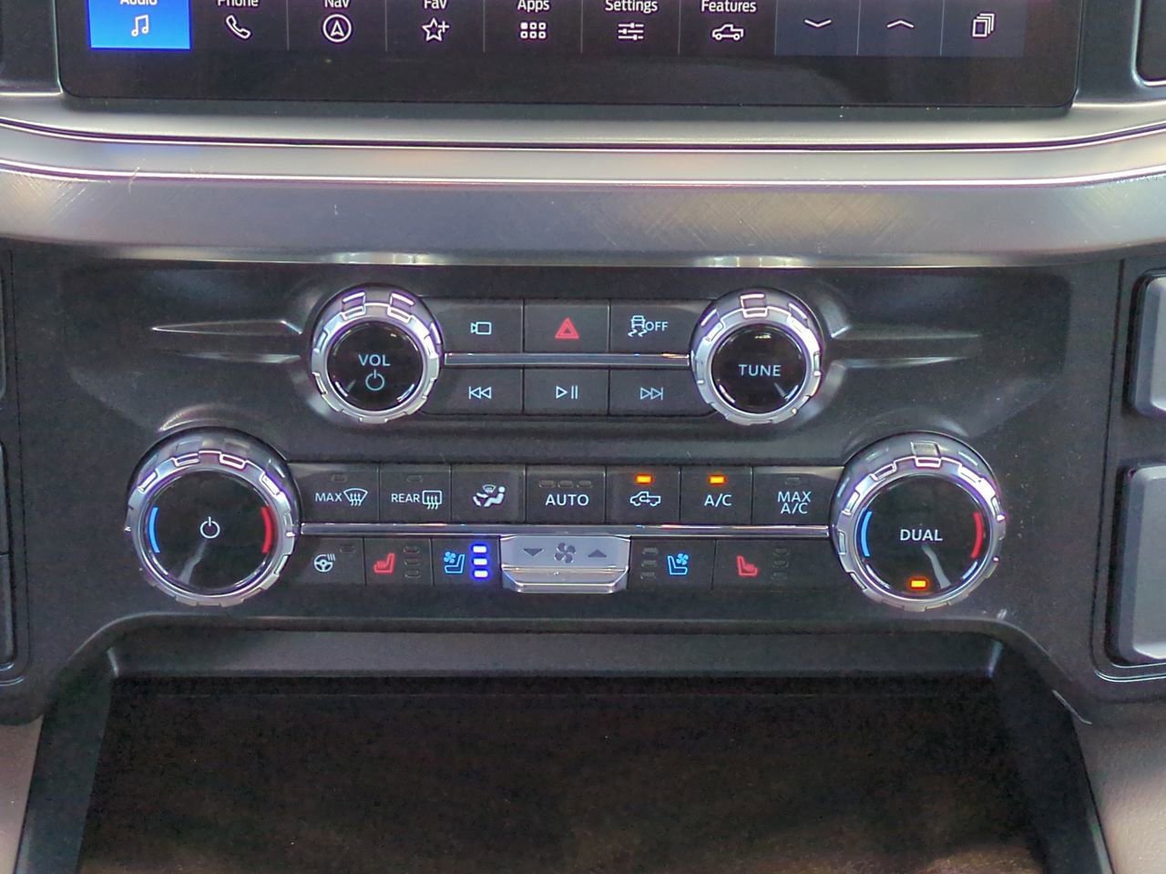 New 2026 Ford F350 King Ranch w/ Chrome Package image 19