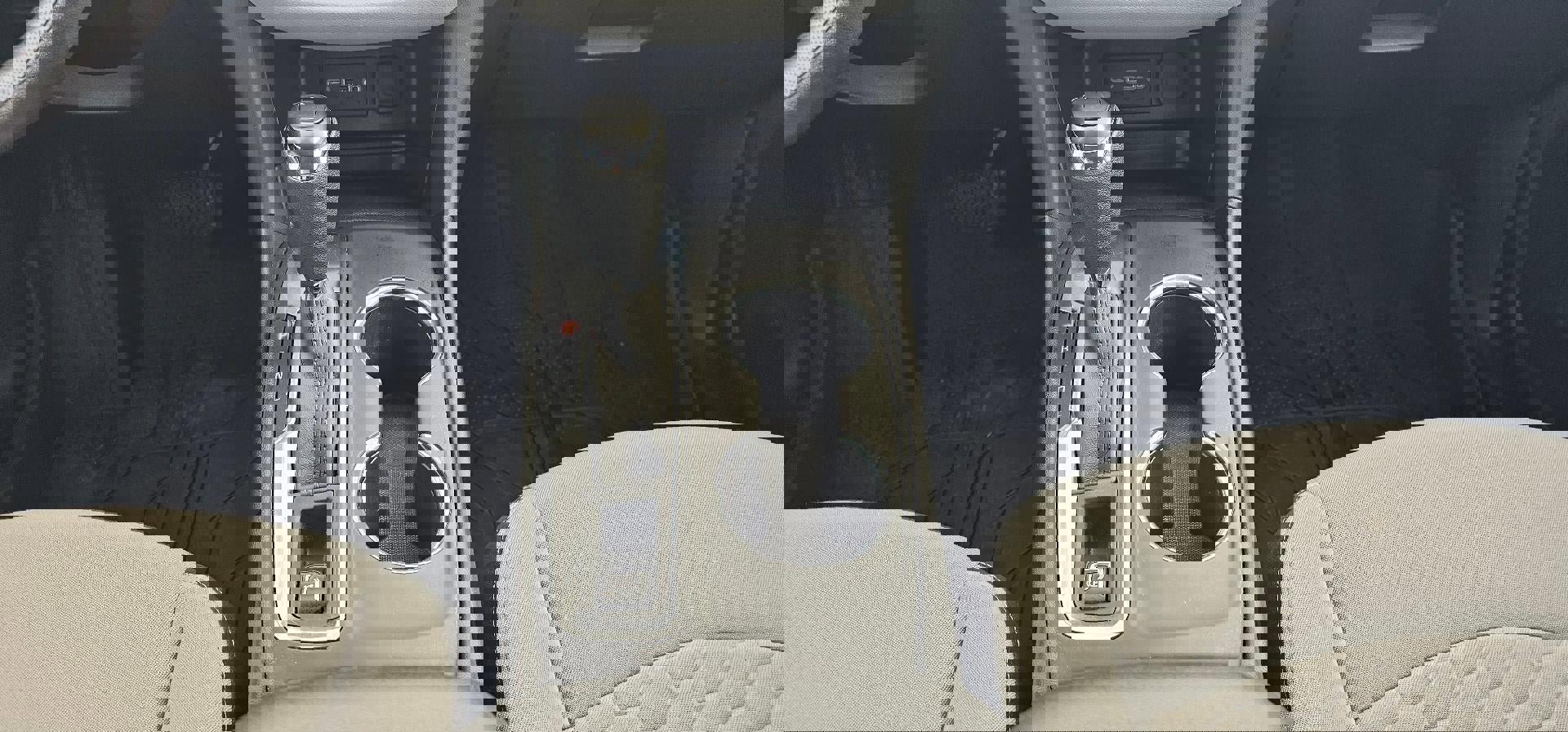 Certified 2020 Chevrolet Equinox LS image 14