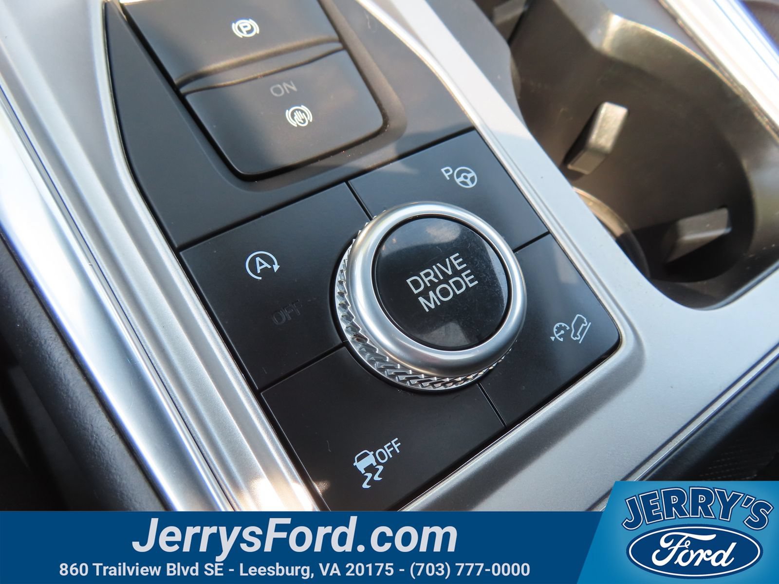 Certified 2020 Ford Explorer ST w/ Premium Technology Package AWD/4WD image 29