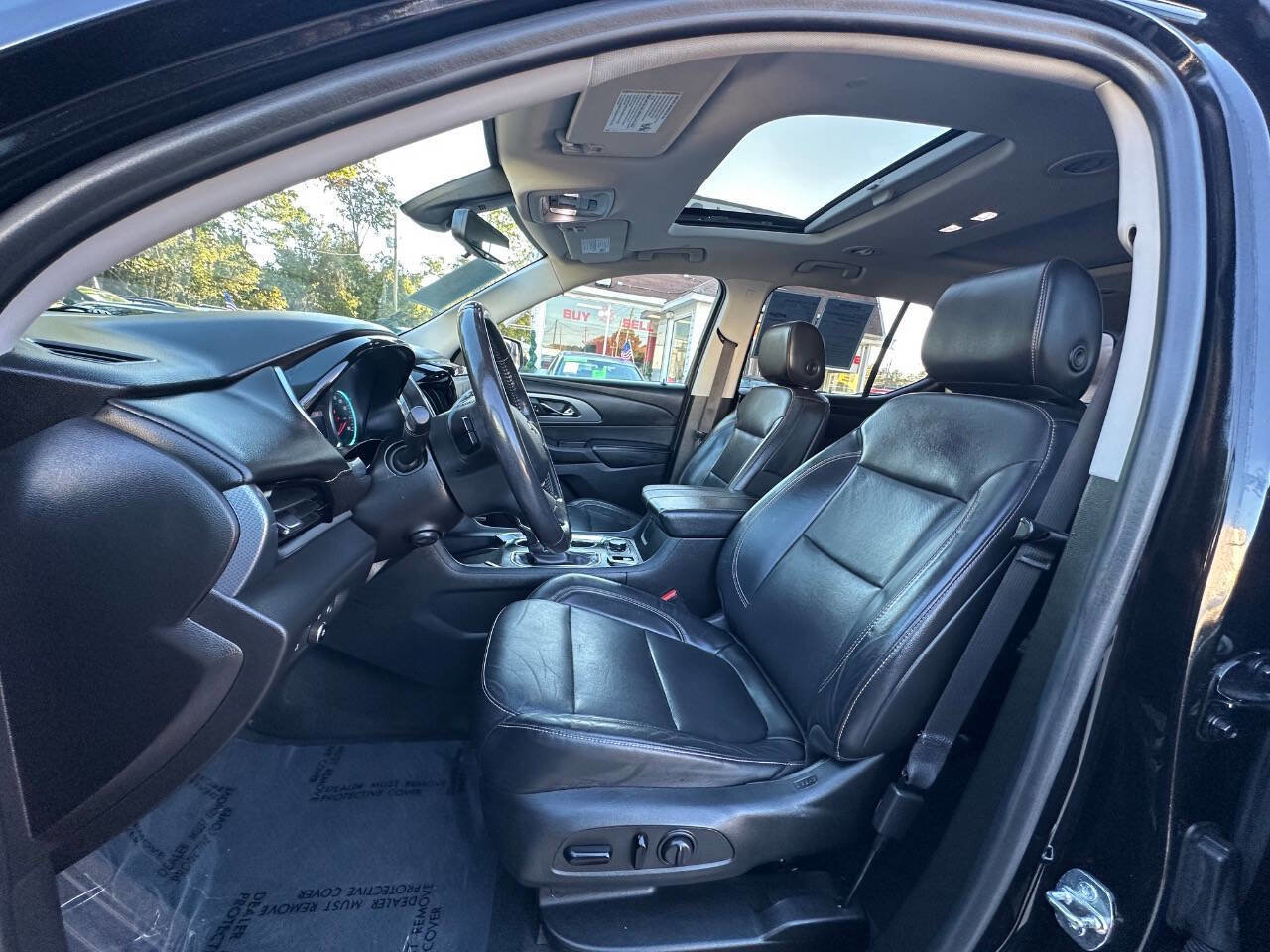 Used 2021 Chevrolet Traverse Premier image 11