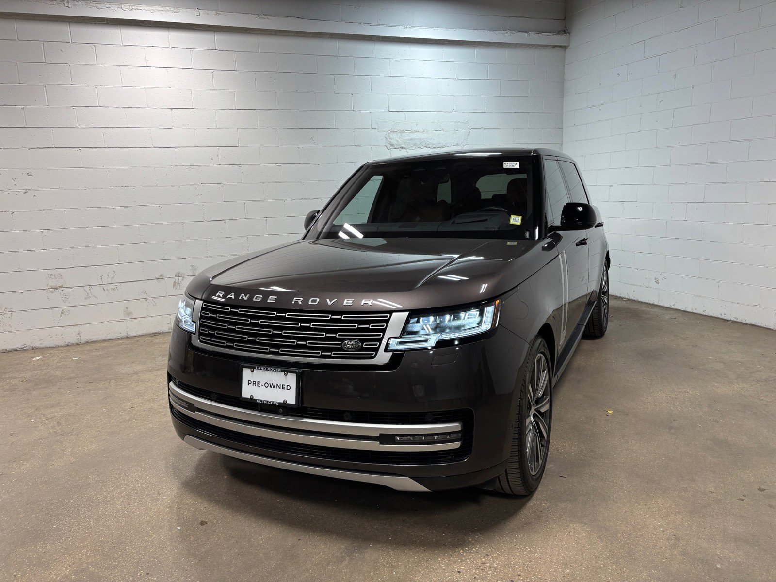 Used 2023 Land Rover Range Rover Long Wheelbase Autobiography AWD/4WD image 2