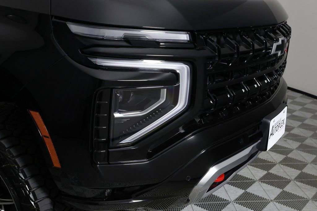 Used 2026 Chevrolet Tahoe Z71 w/ Comfort Package AWD/4WD image 45