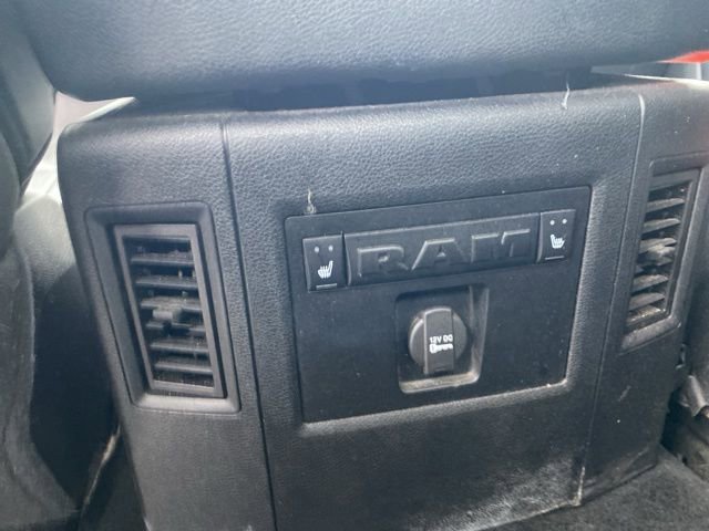 Used 2016 RAM 2500 Limited image 32