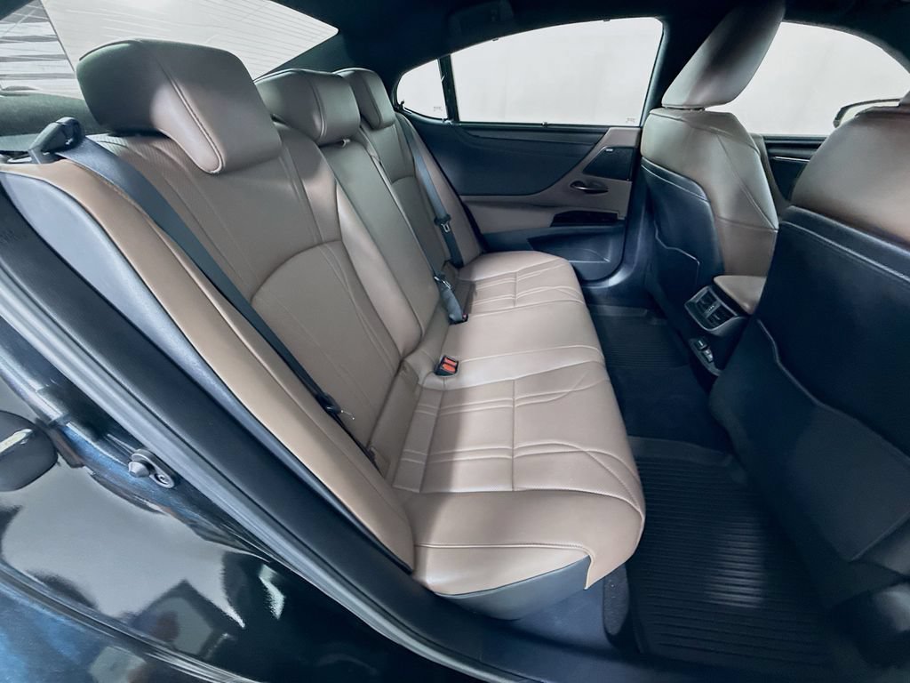 Certified 2023 Lexus ES 350 Ultra Luxury w/ Accessory Package (Z2) FWD image 29