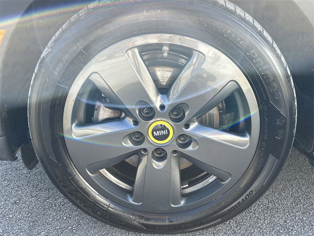 Used 2022 MINI Cooper SE image 10