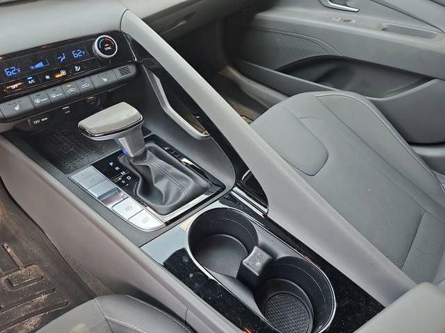Used 2022 Hyundai Elantra SEL w/ Convenience Package FWD image 22