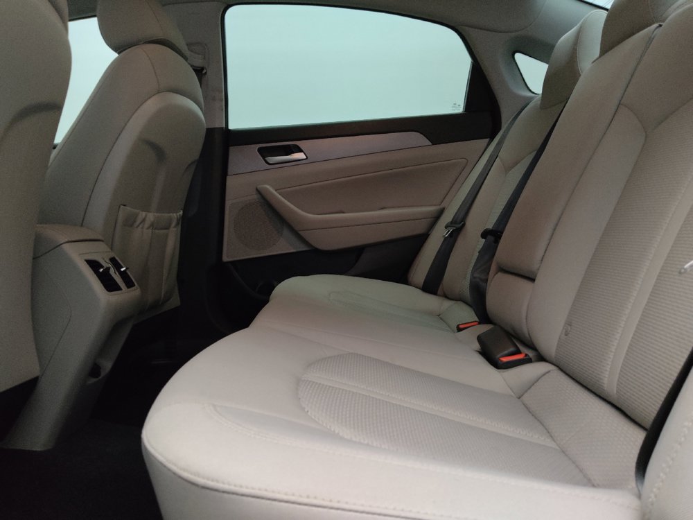 Used 2019 Hyundai Sonata SEL FWD image 18