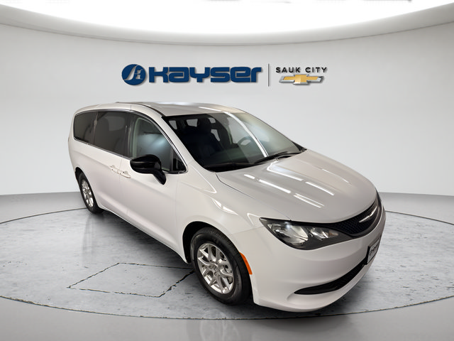 Used 2024 Chrysler Voyager LX FWD image 1