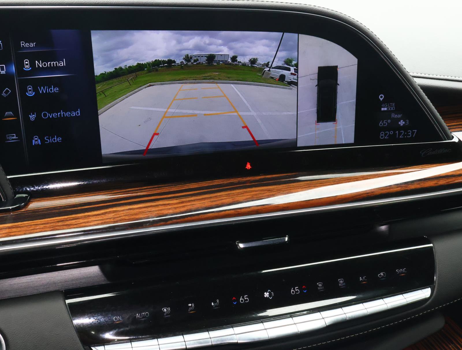 Used 2024 Cadillac Escalade ESV Luxury image 33