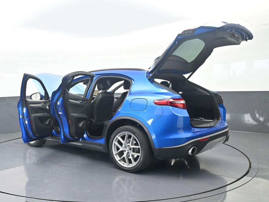 Used 2018 Alfa Romeo Stelvio Ti Sport image 76