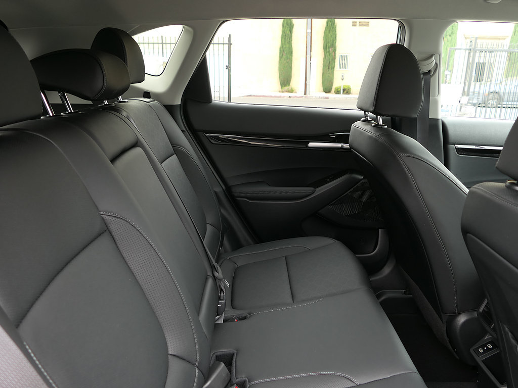 Used 2026 Kia Seltos EX FWD image 25